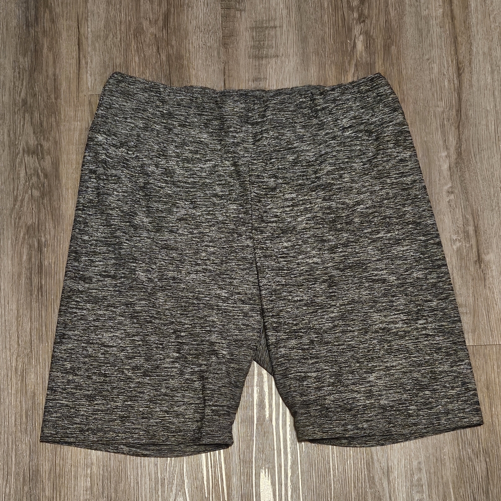 No Boundaries Women's Heathered Black Athletic Shorts